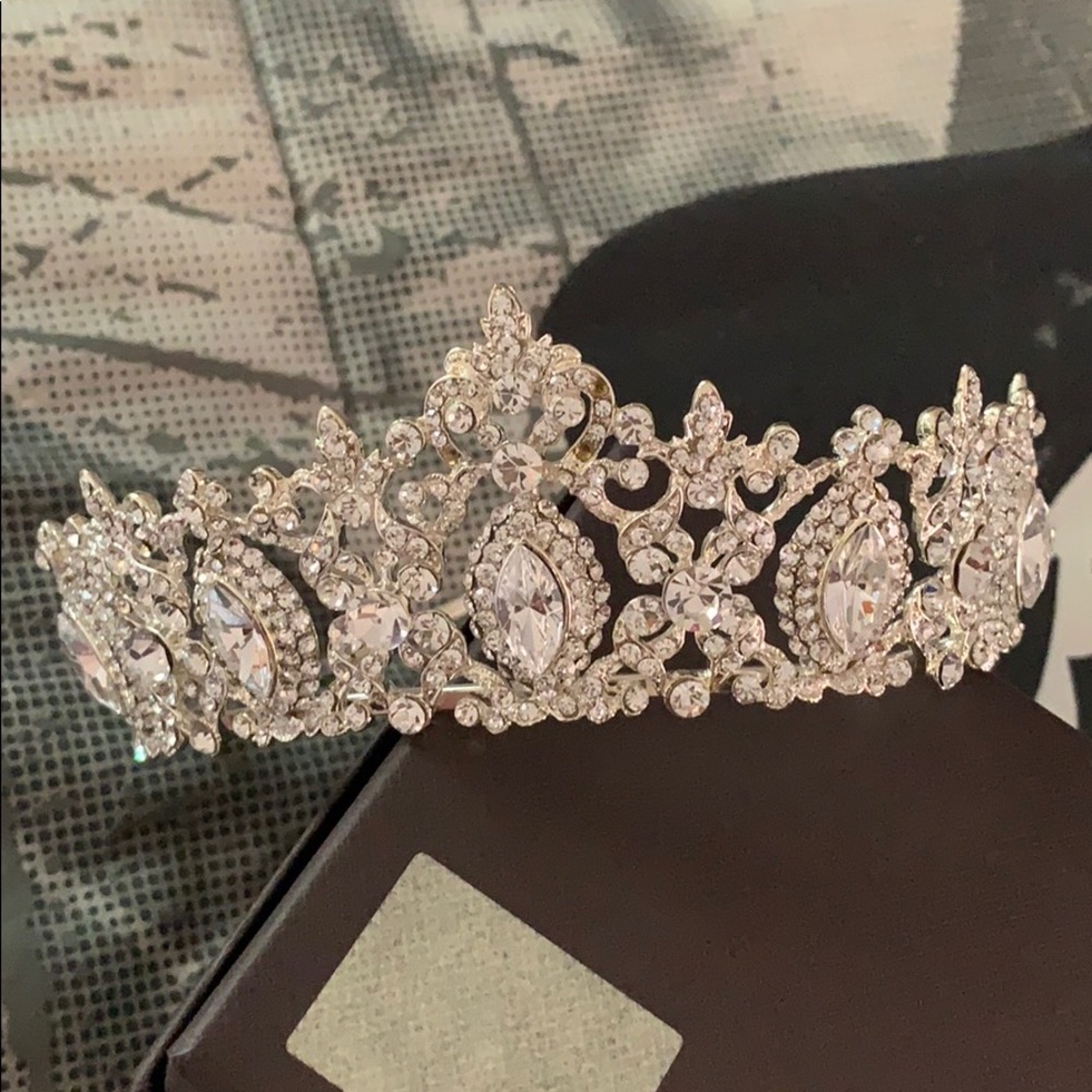 David’s Bridal Wedding Tiara